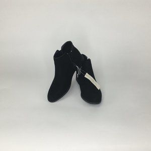 LADIES BOBBIE  BROOKS Faux Suede Ankle Booties 7